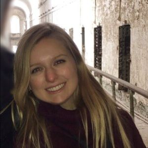 Meet your Posher, Kim